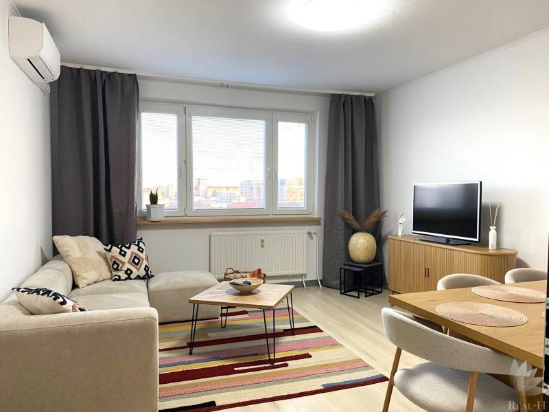 Prenájom 4 izbový byt BA II Ružinov Ondavská ulica