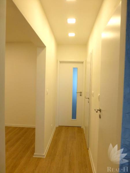 Krásny moderný 4 izbový byt Šášovská ulica Bratislava V Petržalka