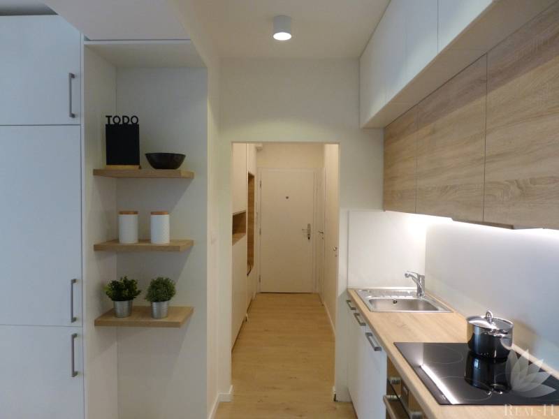 Predaj moderný 2 izbový byt + ŠATNÍK Solivarská ulica Bratislava II - Ružinov